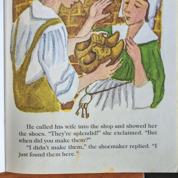 The elves and the shoemaker little golden book vintage copyright 1883 - Picture 4 of 4